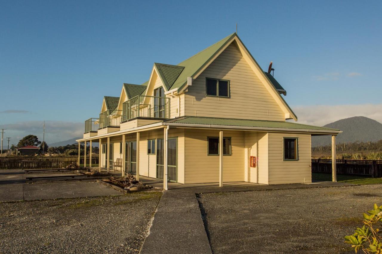 Haast Beach Motel Kültér fotó